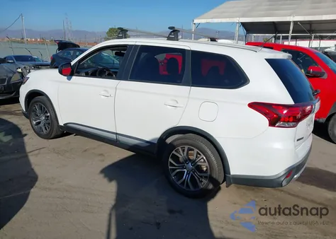 2016 Mitsubishi Outlander Es z USA, uszkodzony, nr VIN JA4AD2A30GZ014106